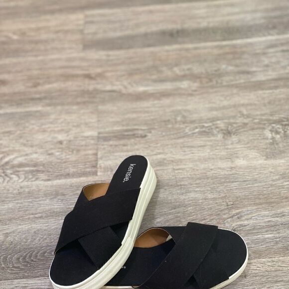 Kenzie platform slide sandals size 7.5M super comfortable. - Picture 7 of 8